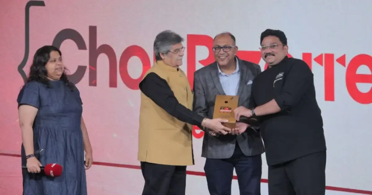 Rocky Mohan celebrating Chor Bizarre's win for Best North Indian Restaurant