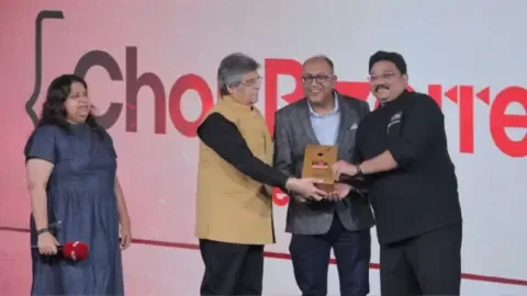 Rocky Mohan celebrating Chor Bizarre's win for Best North Indian Restaurant