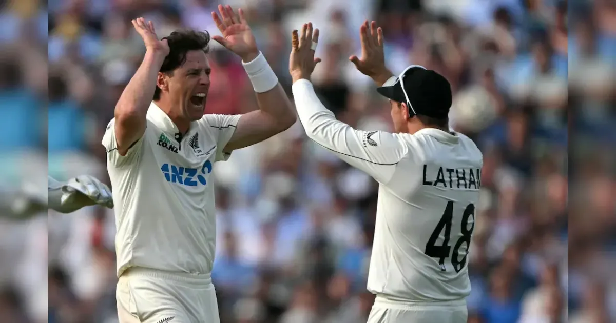 New Zealand players celebrate a wicket during the second Test against England at The Oval.
