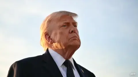 Republicans criticize Donald Trump's Iran deal as a blunder.