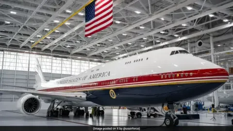 Donald Trump's new plane compared to his current jet and Air Force One