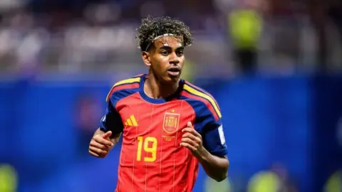Lamine Yamal Spain vs Saudi Arabia World Cup record near miss