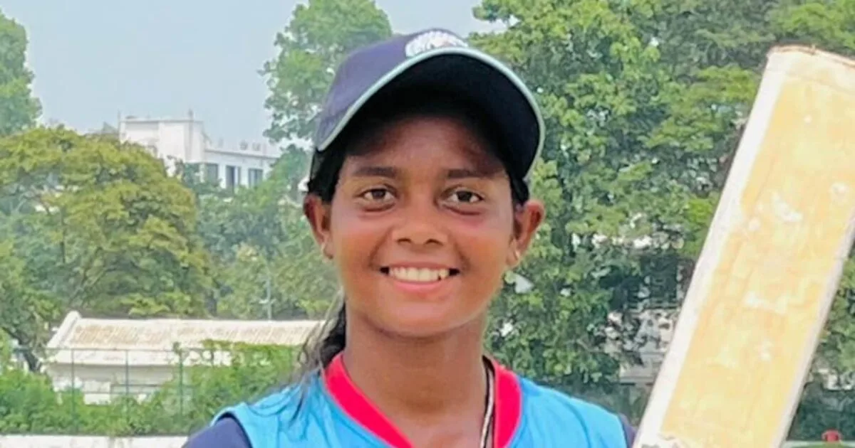 Akshara Gupta celebrates her record-breaking innings of 306 runs off 126 balls.